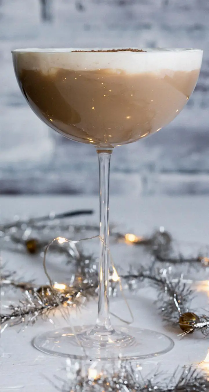 rum christmas cocktail