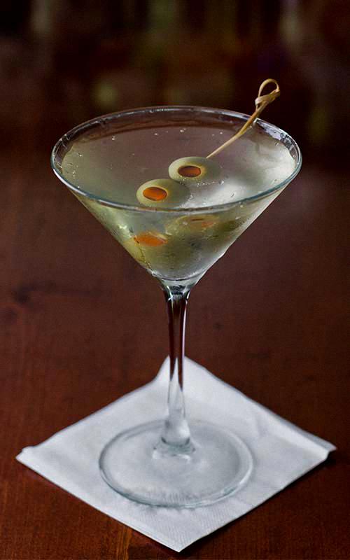 what makes a martini dirty