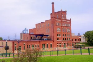 Breweries In Iowa 1 1 300x200 jpg