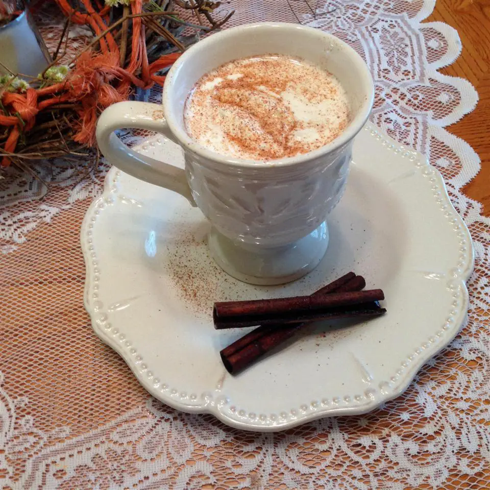 old fashioned hot buttered rum
