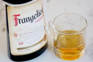 what does frangelico taste like 1 2