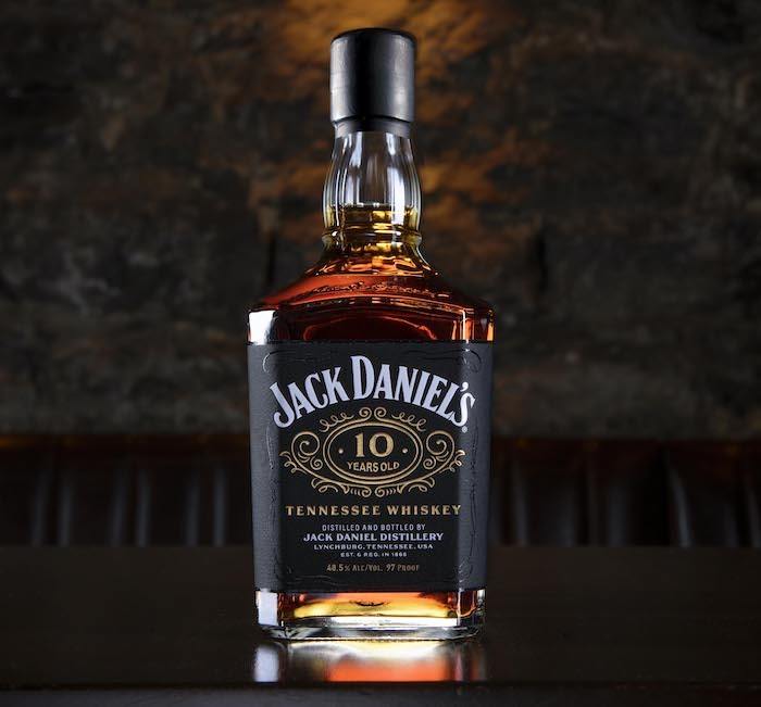 Jack Daniels 10 Year Old Tennessee Whiskey 1672751581