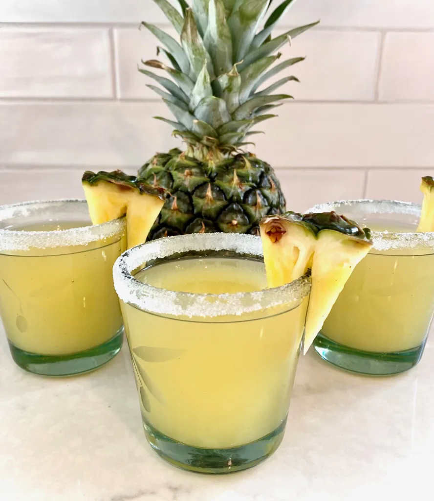 Vodka Soda Pineapple Cocktail 1673629166