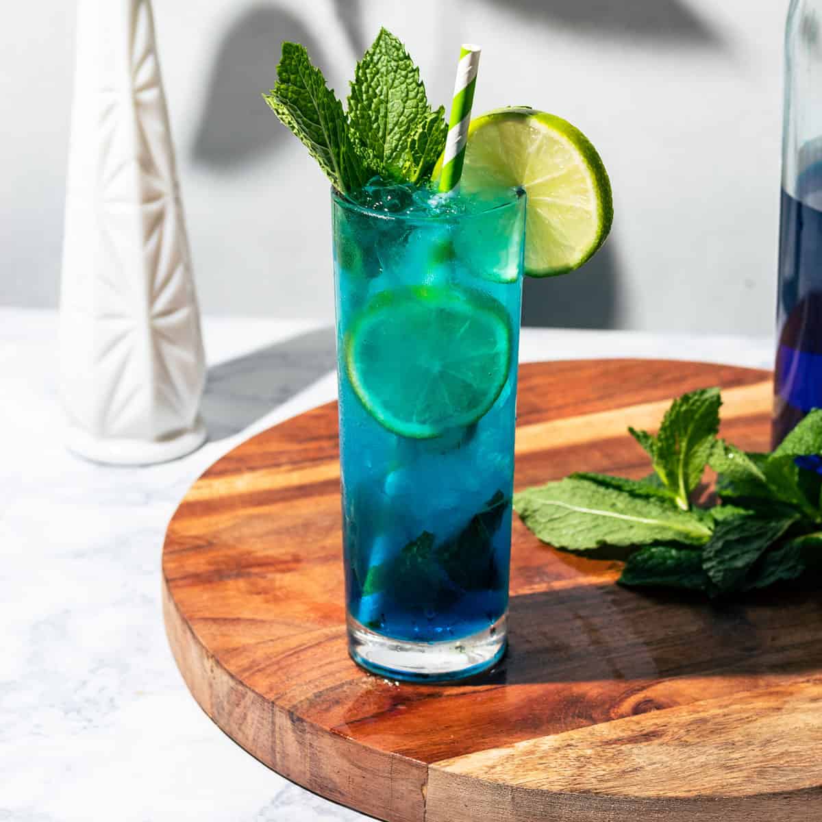 The Health Benefits of a Blue Mojito Cocktail!