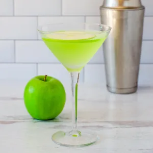 Granny Smith Apple Martini 1677991277