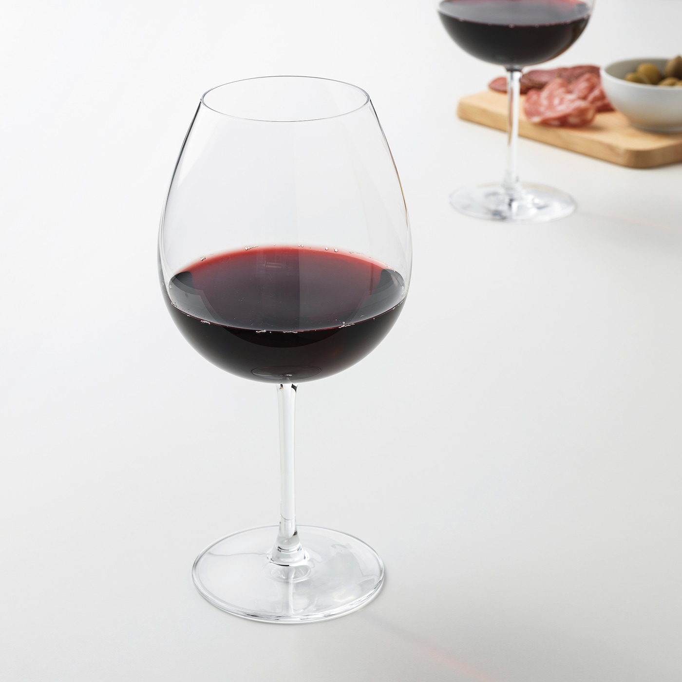 How To Hold Red Wine Glass