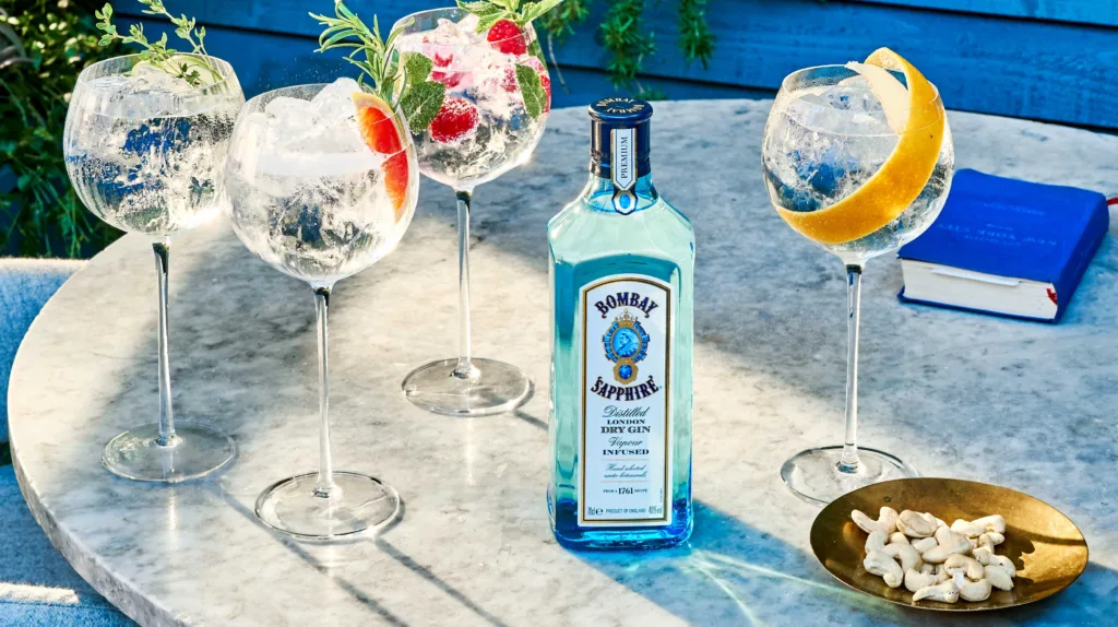 Bombay Sapphire cocktail 1683034246