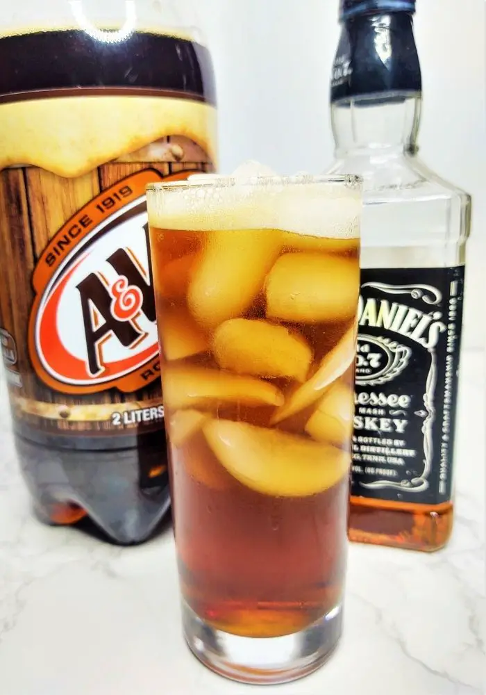 Bourbon and Root Beer 1683110427