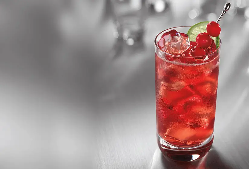 Crown Royal Cranberry Cocktail 1684074726
