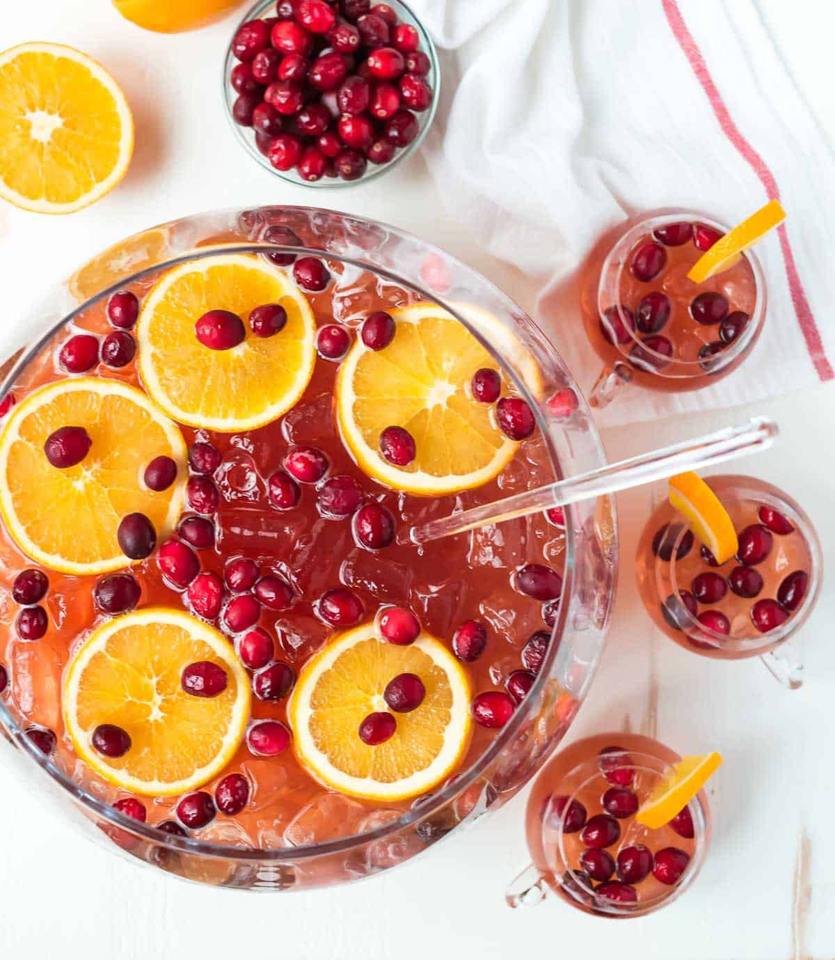 Delicious Non-Alcoholic Christmas Punch Recipes