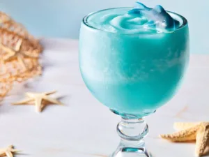 Applebees new Mucho Shark Bowl cocktail 1687335962 300x225 jpg