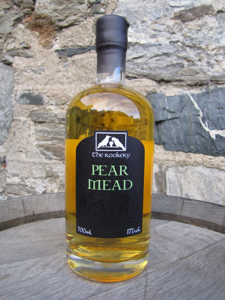 Pear Mead 1691745813