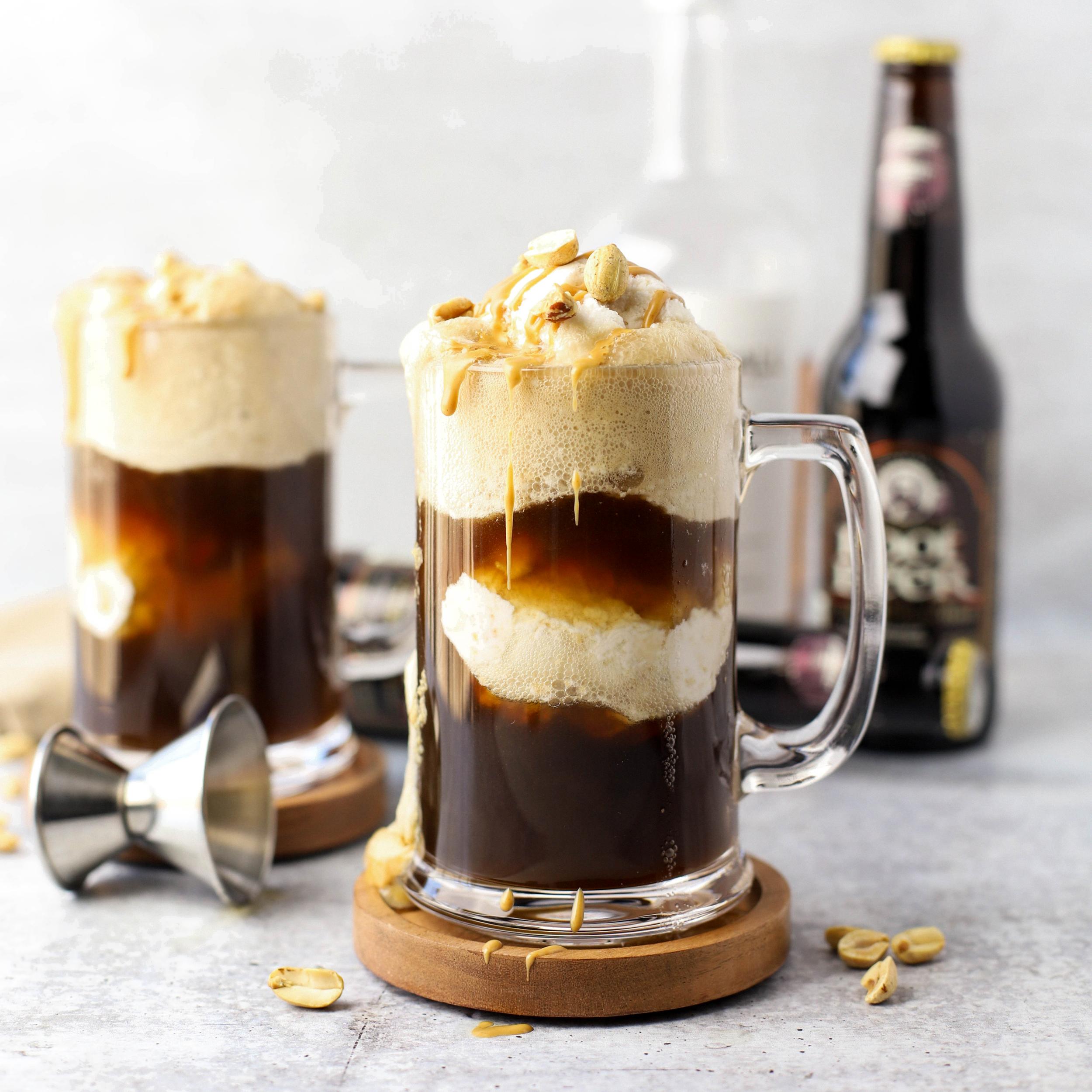 alcoholic root beer float