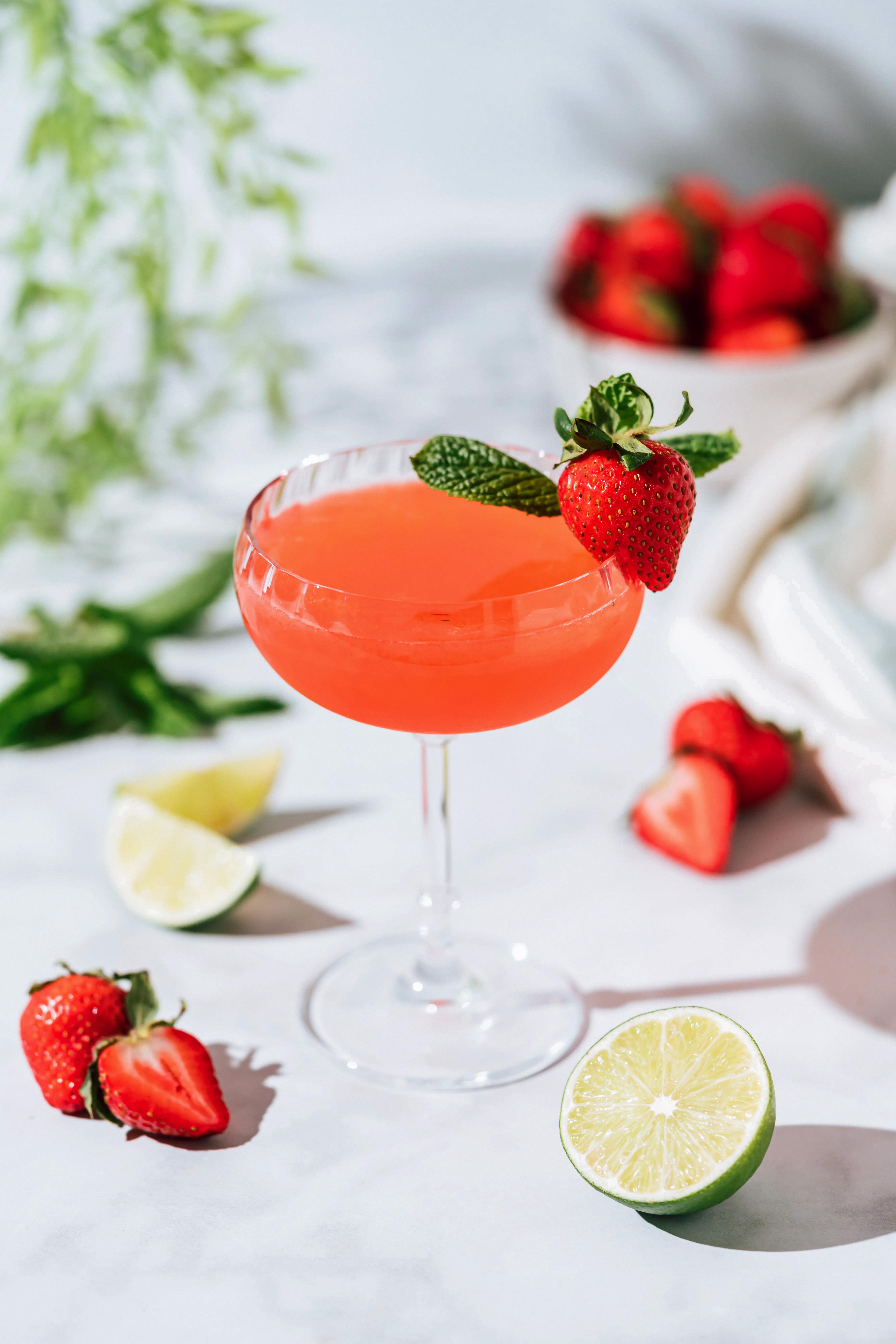 strawberry cocktail garnish