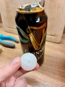 why does guinness have a ball in it 1