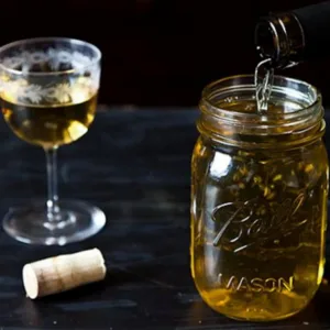 wine in mason jars 1